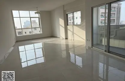 Apartment - 3 Bedrooms - 4 Bathrooms for rent in Al Rumailah building - Al Rumailah 2 - Al Rumaila - Ajman