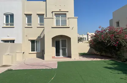 فيلا - 2 غرف نوم - 3 حمامات للايجار في الينابيع 8 - الينابيع - دبي