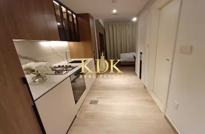 Apartment - 1 Bathroom for rent in Hamilton House - Jumeirah Village Circle - Dubai