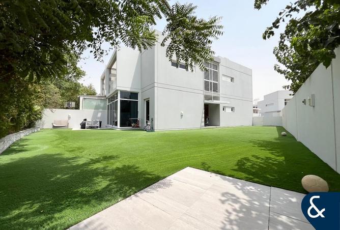 15030121 - Property Main Image