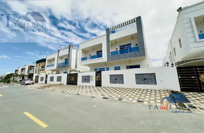 Villa - 5 Bedrooms - 7 Bathrooms for sale in Al Yasmeen 1 - Al Yasmeen - Ajman