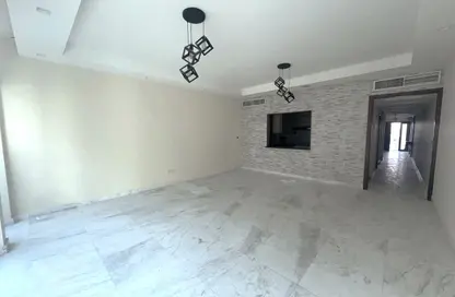 Villa - 4 Bedrooms - 5 Bathrooms for rent in Mirdif Villas - Mirdif - Dubai