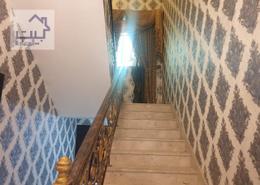 Stairs image for: Villa - 4 bedrooms - 6 bathrooms for rent in Al Yasmeen 1 - Al Yasmeen - Ajman, Image 1
