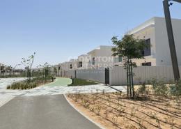 Outdoor Building image for: Villa - 3 bedrooms - 4 bathrooms for rent in The Cedars - Yas Acres - Yas Island - Abu Dhabi, Image 1