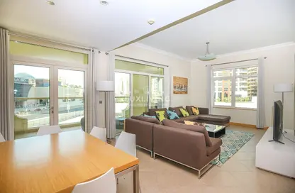 Apartment - 3 Bedrooms - 4 Bathrooms for rent in Al Das - Shoreline Apartments - Palm Jumeirah - Dubai