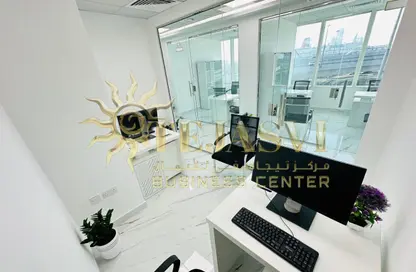 مكتب - استوديو - 1 حمام للايجار في الشندغة - دبي