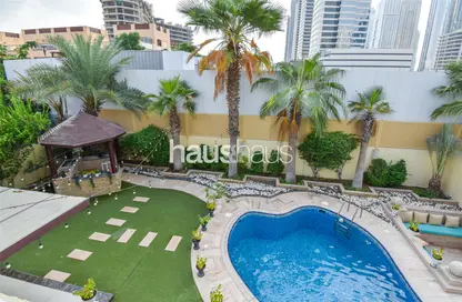 Villa - 5 Bedrooms - 6 Bathrooms for sale in Meadows 2 - Meadows - Dubai