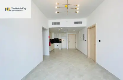 Apartment - 3 Bedrooms - 2 Bathrooms for rent in Binghatti Avenue - Al Jaddaf - Dubai
