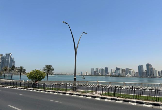 15581268 - صورة العقار 2