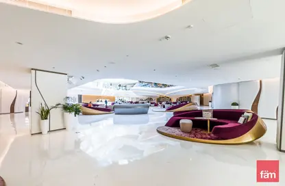 صورة لـ غرفة المعيشة النزل و الشقق الفندقية - غرفة نوم - 2 حمامات للبيع في برج أوبوس - الخليج التجاري - دبي ، صورة رقم 1