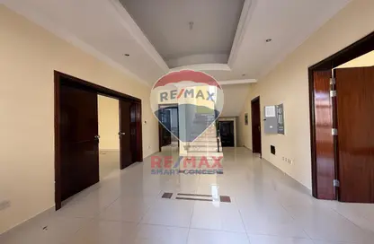 Villa - 5 Bedrooms - 5 Bathrooms for rent in Khalifa City A Villas - Khalifa City A - Khalifa City - Abu Dhabi