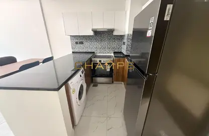 شقة - 2 غرف نوم - 3 حمامات للايجار في مدينة مصدر - أبوظبي