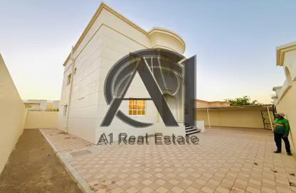 Villa - 4 Bedrooms - 7 Bathrooms for rent in Zakher - Al Ain