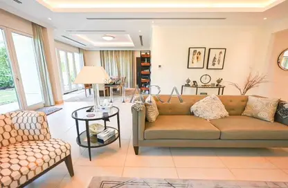 Villa - 4 Bedrooms - 5 Bathrooms for rent in Villa Lantana 1 - Villa Lantana - Al Barsha - Dubai