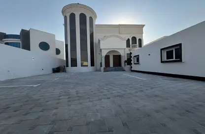 شقة - 2 غرف نوم - 3 حمامات للايجار في مدينة الرياض - أبوظبي