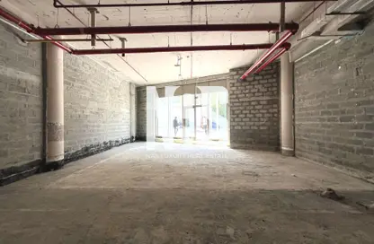 Shop - Studio for rent in United Square - Al Khalidiya - Abu Dhabi