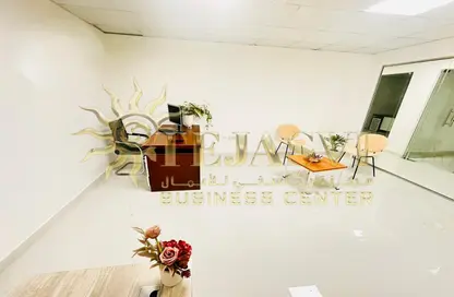 Business Centre - Studio - 1 Bathroom for rent in Silver Home Building - Hor Al Anz - Deira - Dubai