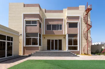 Villa - 5 Bedrooms - 7 Bathrooms for rent in Al Barsha South 2 - Al Barsha South - Al Barsha - Dubai
