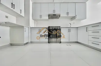 Apartment - 1 Bedroom - 2 Bathrooms for rent in Dilan Tower - Culture Village - Dubai