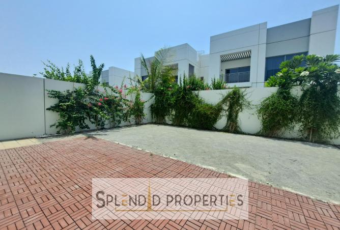 Villa for Rent in Umm Suqeim 1 Villas: Luxury Modern Big 5BR|(Pool+Gym ...