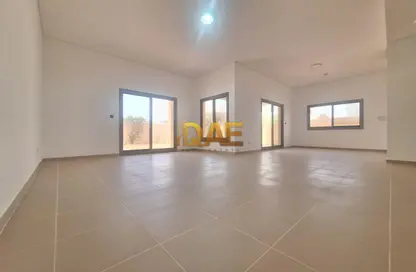 فيلا - 3 غرف نوم - 3 حمامات للايجار في جاردن فيو فيلا - قرية جبل علي - جبل علي - دبي