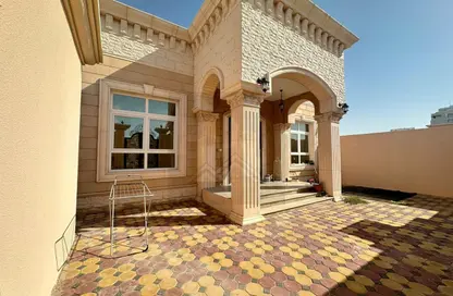 Apartment - 2 Bedrooms - 2 Bathrooms for rent in Khalifa City A Villas - Khalifa City A - Khalifa City - Abu Dhabi