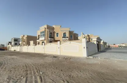 Villa - 5 Bedrooms - 7 Bathrooms for rent in Mohamed Bin Zayed City - Abu Dhabi