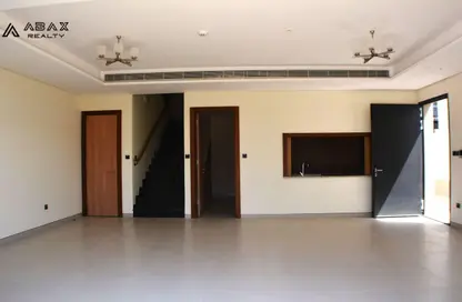 Villa - 5 Bedrooms - 5 Bathrooms for rent in 180 Degrees Villas - Liwan - Dubai Land - Dubai