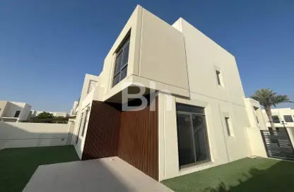 Townhouse - 4 Bedrooms - 4 Bathrooms for rent in Noor Townhouses - Town Square - Dubai