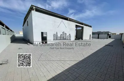 Warehouse - Studio - 1 Bathroom for rent in Old Industrial Area - Umm Al Quwain