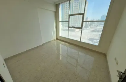 شقة - غرفة نوم - 1 حمام للايجار في مساكن كورنيش عجمان - طريق كورنيش عجمان - عجمان شقة - غرفة نوم - 1 حمام للايجار في مساكن كورنيش عجمان - طريق كورنيش عجمان - عجمان