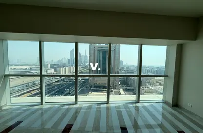 Apartment - 2 Bedrooms - 2 Bathrooms for rent in Sama Tower - Sheikh Zayed Road - Dubai