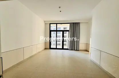 شقة - 2 غرف نوم - 2 حمامات للايجار في بارك فيوز - تاون سكوير - دبي