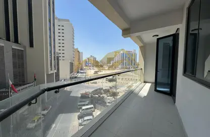 شقة - غرفة نوم - 2 حمامات للايجار في برج عائشة - الجداف - دبي