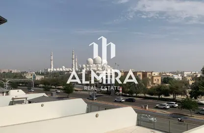 دوبلكس - 4 غرف نوم - 3 حمامات للايجار في روضة - شارع المطار - أبوظبي