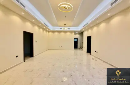 Villa - 5 Bedrooms - 6 Bathrooms for rent in Al Warqa'a 3 - Al Warqa'a - Dubai