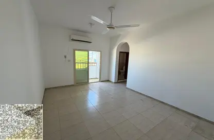 شقة - غرفة نوم - 1 حمام للايجار في برج الكورنيش - طريق كورنيش عجمان - عجمان