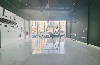 Shop - Studio - 1 Bathroom for rent in Muwaileh 29 Building - Muwaileh - Sharjah