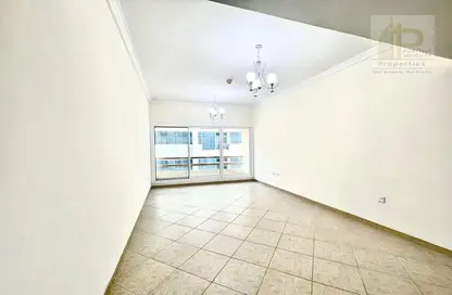 Apartment - 1 Bedroom - 1 Bathroom for rent in Metro Building - Al Barsha 1 - Al Barsha - Dubai
