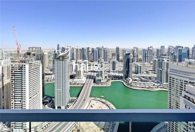 Apartment - 4 Bedrooms - 6 Bathrooms for rent in Barcelo Residences - Dubai Marina - Dubai