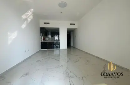 شقة - غرفة نوم - 2 حمامات للايجار في جولدن دريم برج 1 - قرية الجميرا سركل - دبي