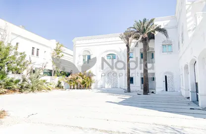 Outdoor Building image for: Villa - 6 Bedrooms for rent in Sector W - Emirates Hills - Dubai, Image 1
