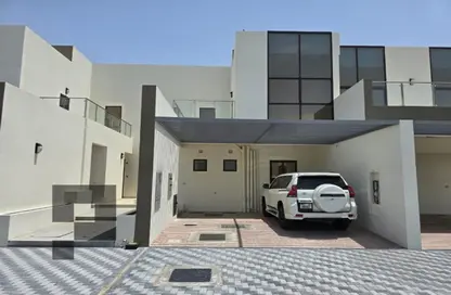 شقة - 4 غرف نوم - 3 حمامات للايجار في سينسز - المنطقة 11 - مدينة الشيخ محمد بن راشد - دبي