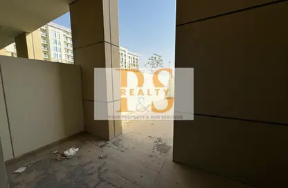 Apartment - Studio - 1 Bathroom for rent in Rukan Tower B - Rukan Tower - Dubai Land - Dubai