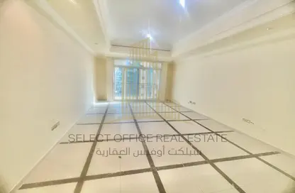 Empty Room image for: Apartment - 3 Bedrooms - 3 Bathrooms for rent in Al Nahyan Camp - Abu Dhabi, Image 1