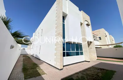 Villa - 5 Bedrooms - 6 Bathrooms for rent in Umm Suqeim 1 Villas - Umm Suqeim 1 - Umm Suqeim - Dubai