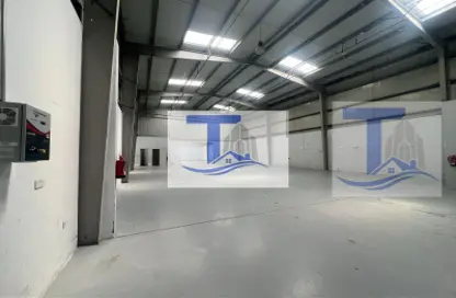 Warehouse - Studio - 2 Bathrooms for rent in Mussafah - Abu Dhabi