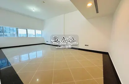 Apartment - 2 Bedrooms - 4 Bathrooms for rent in Electra Tower - Electra Street - Abu Dhabi