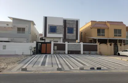 فيلا - 6 غرف نوم - 8 حمامات للبيع في 1 المويهات - المويهات - عجمان