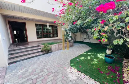 Villa - 4 Bedrooms - 4 Bathrooms for rent in Umm Suqeim 3 Villas - Umm Suqeim 3 - Umm Suqeim - Dubai